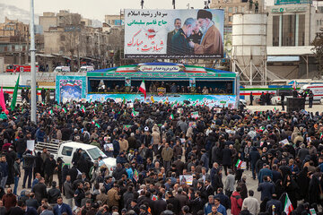 مراسم راهپیمایی یوم الله ۲۲ بهمن در شهر کرمانشاه