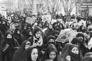 راهپیمایی 22 بهمن در نقده