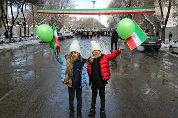 راهپیمایی ۲۲ بهمن در تبریز‎
سیدک