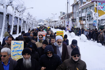 راهپیمایی ۲۲ بهمن در صومعه سرا و آستارا