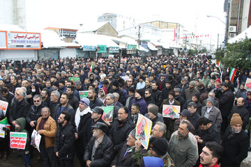 راهپیمایی 22 بهمن در صومعه سرا و آستارا