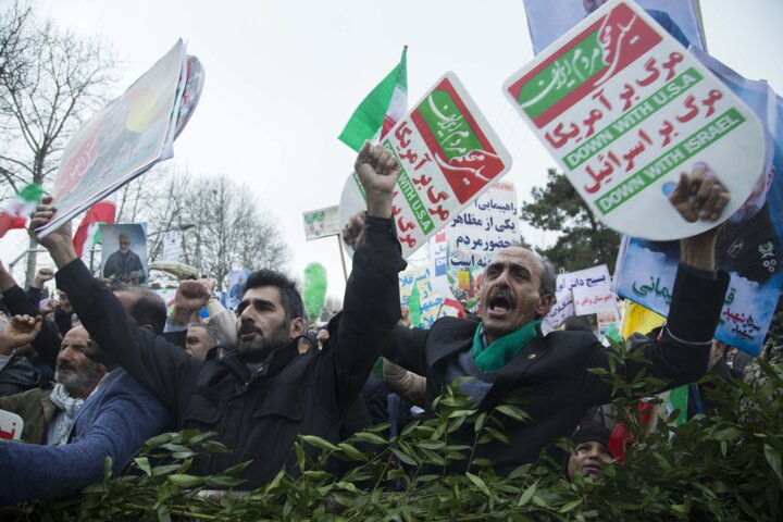 حضور آگاهانه مردم در راهپیمایی ۲۲ بهمن ضامن امنیت و ثبات کشور