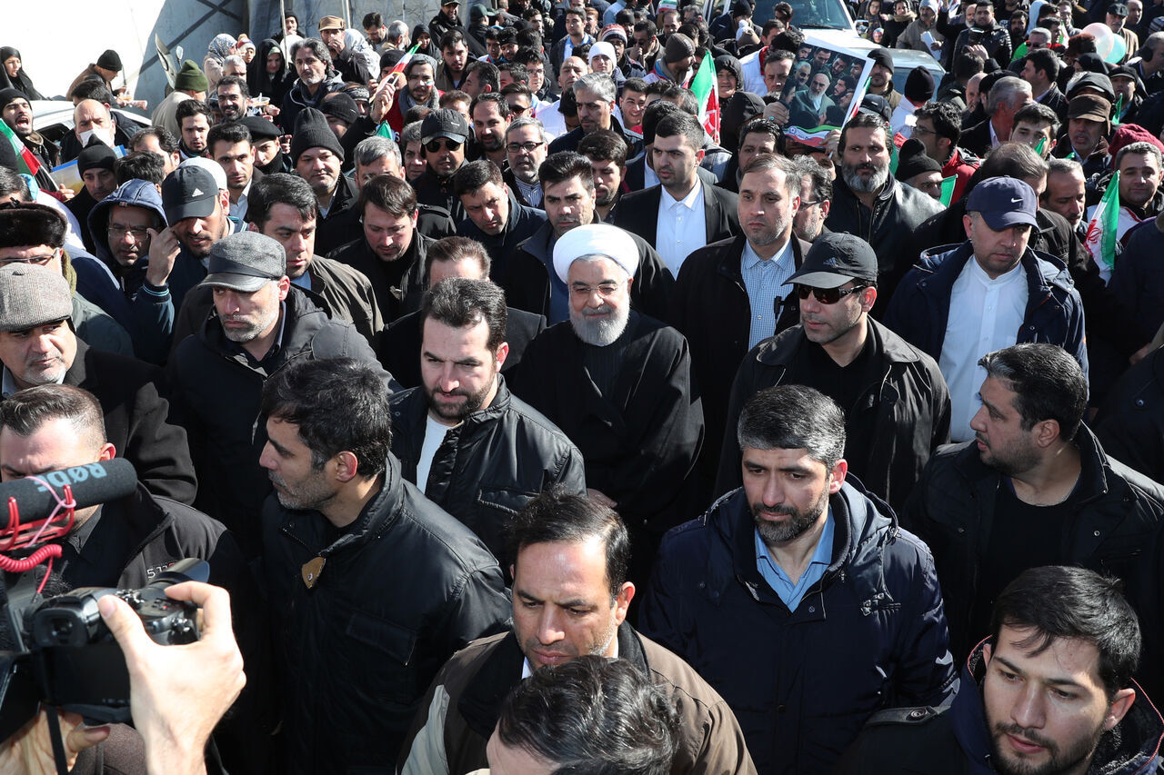 Rouhani: Massive participation in Islamic Revolution anniv. "best response" to oppressors