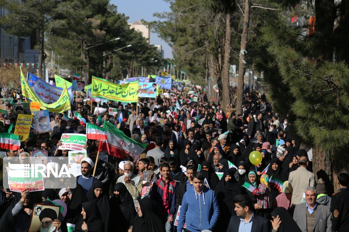 راهپیمایی مردم خراسان جنوبی در سالروز ۴۱ سالگی انقلاب