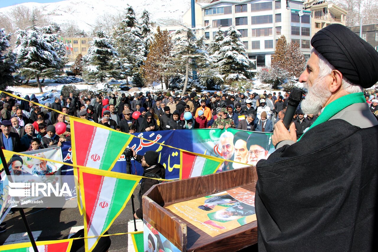 امام جمعه لواسانات: باید آگاهانه در انتخابات مجلس شرکت کنیم