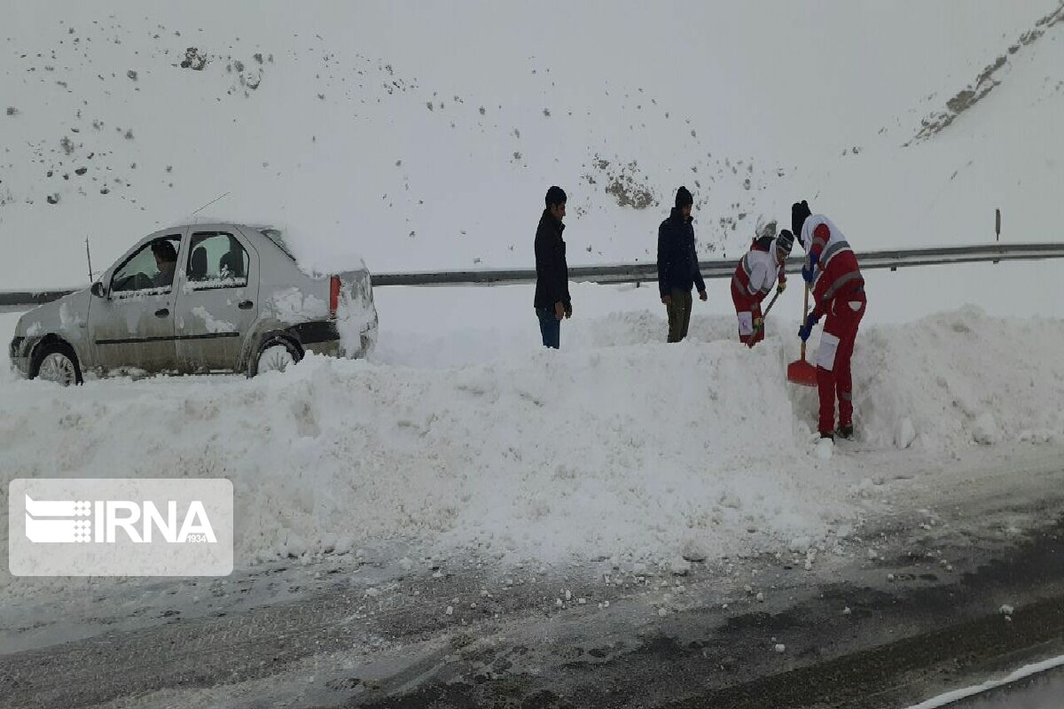۵۰ درصد راههای روستایی و اصلی چاراویماق بازگشایی شد ۵۰ درصد راههای روستایی و اصلی چاراویماق بازگشایی شد