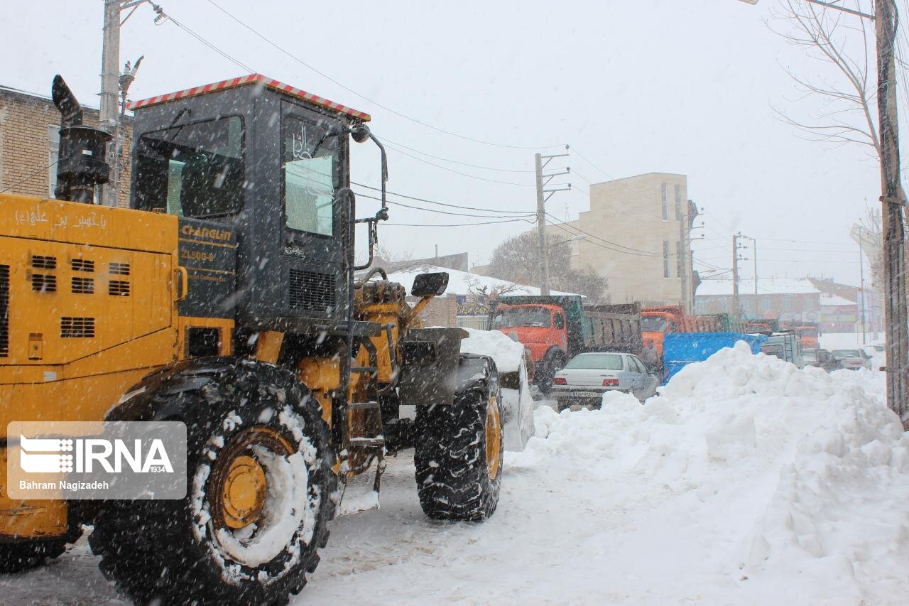 ۲ محور جنوبی آذربایجان‌غربی همچنان مسدود است