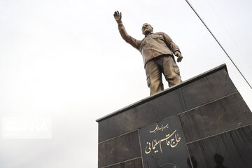 Ahvaz’da General Şehit Süleymani heykelinin açılışından kareler