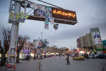 تبلیغات هواردان نامزدهای یازدهمین دوره انتخابات مجلس شورای اسلامی در شهر کرمانشاه