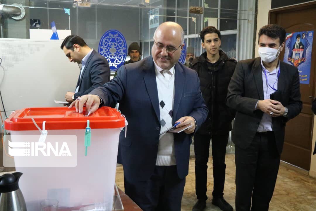 حضور مسوولان آذربایجان‌غربی در پای صندوق‌های رای
