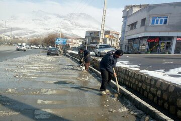 یخ‌زدایی از معابر شهری مهاباد