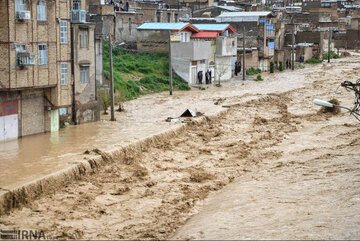 ۴۰ خانوار روستایی حاشیه سد سیمره در ایلام جابجا شدند
