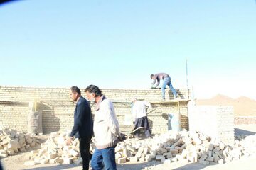 عملیات بهسازی مجموعه‌ تاریخی، گردشگری غربال بیز مهریز آغاز شد