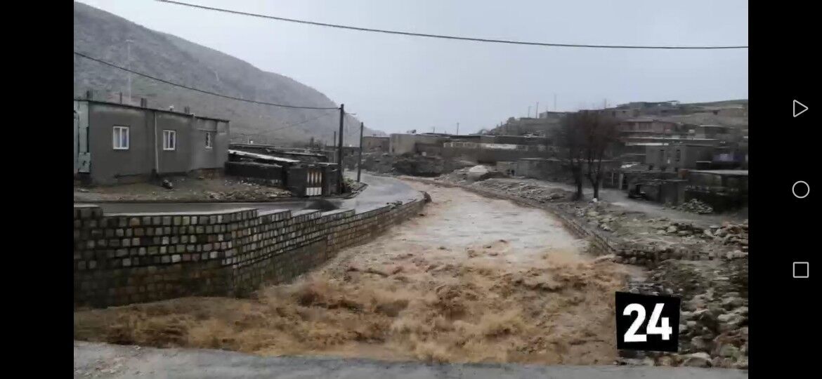 طغیان خشکه‌رودها بر اثر بارش بی‌وقفه باران در ایلام 