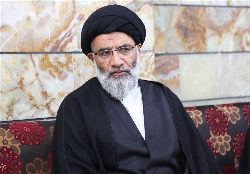 نماینده ولی فقیه در خوزستان: اتحاد و پیوستگی رمز موفقیت در مدیریت بحران کروناست