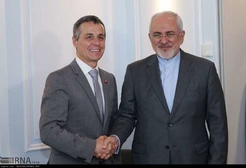 Iranian and Swiss FMs examine ways to deal with coronavirus 