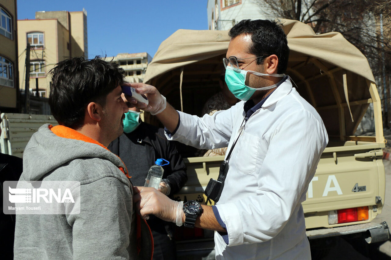 گروه‌های شناسایی بیماران کرونا در ورودی‌های شیراز مستقر شدند