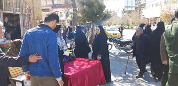 مقابله با کرونا توسط بسیجیان در دامغان