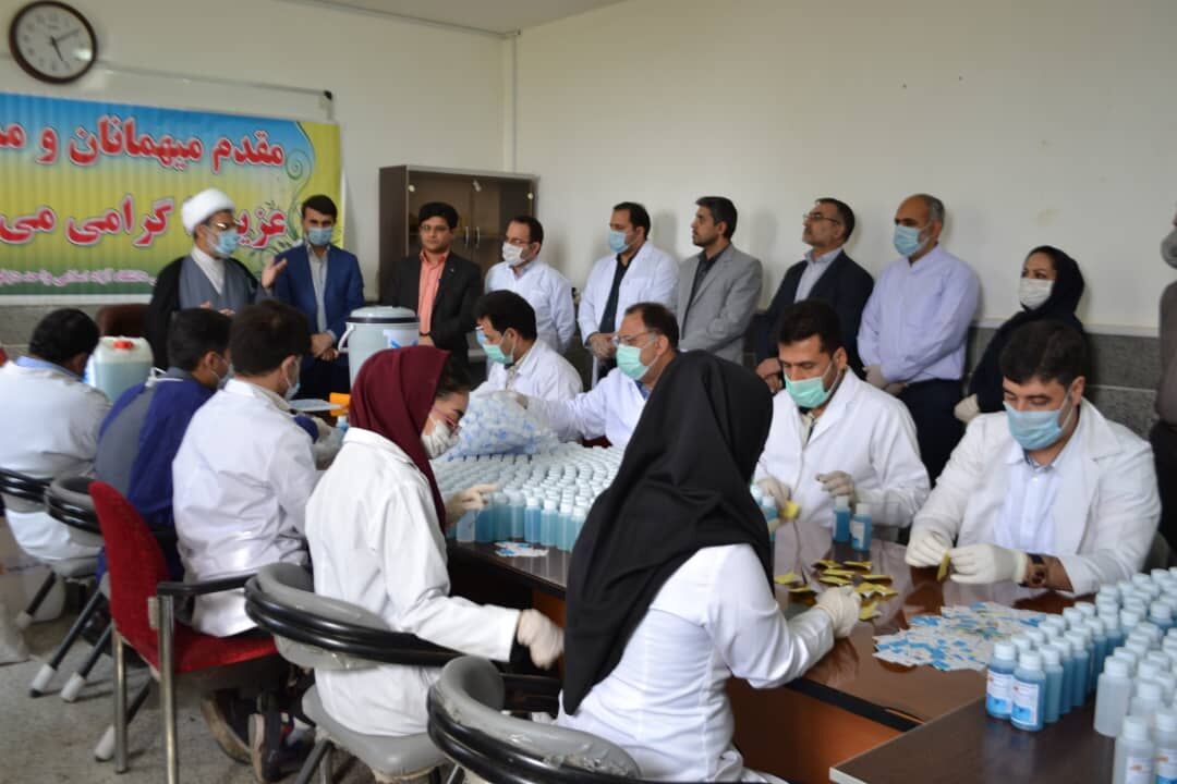 خط تولید محلول ضدعفونی در دانشگاه آزاد دزفول راه‌اندازی شد