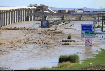 مسیر بستر رودخانه قمرود  قم بسته شد