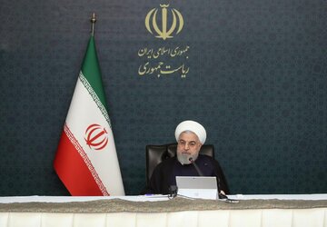 روحانی: مردم برای اجرای طرح‌های سخت‌گیرانه آماده باشند