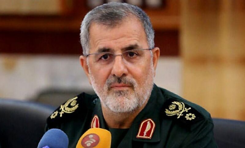 قائد القوة البرية للحرس الثوري يعلن عن اطلاق مناورات الدفاع البيئي غداً الأربعاء قائد القوة البرية للحرس الثوري يعلن عن اطلاق مناورات الدفاع البيئي غداً الأربعاء