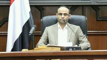 رئیس شورای سیاسی یمن: درهای صلح را هرگز نخواهیم بست