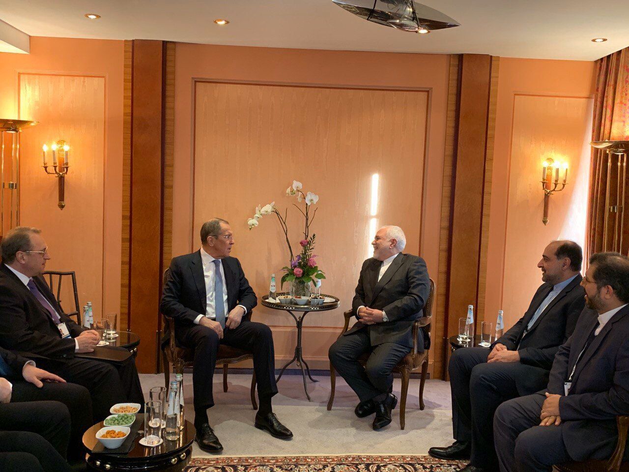 Zarif, Lavrov discuss coronavirus outbreak on phone