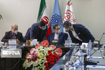 Veep visits coronavirus ward of Imam Hossein Hospital in Iran