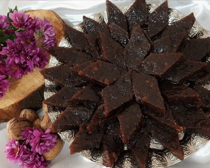 حلوای سیاه اردبیل؛ شیرینیای با طعمی غنی و خاص