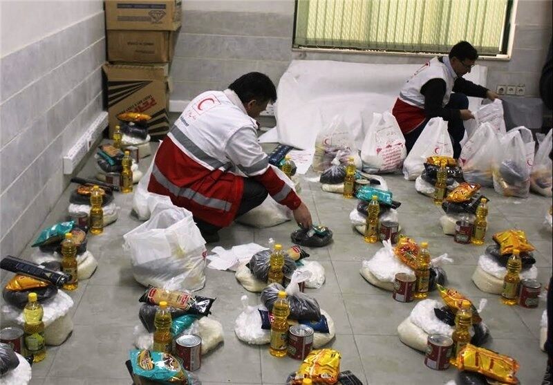 هلال احمر آستارا کمک‌های خیران را به نیازمندان توزیع کرد