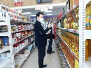 تشدید نظارت بهداشتی بر فروشگاه‌های عرضه مواد غذایی در تکاب