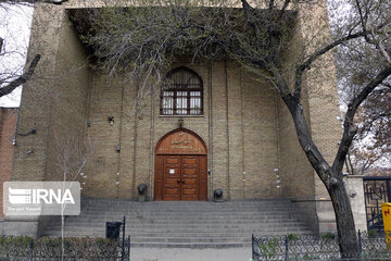 Closure of tourist attractions ofTabriz in North Eastern Iran during coronavirus epidemic