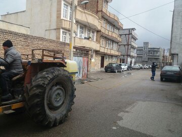 سمپاشی وضدعفونی کردن درب منازل، مغازه‌ها  و ادارات در بازرگان