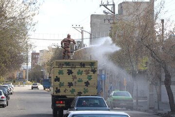 ضد عفونی و گند زدایی شهر بوکان توسط ارتش