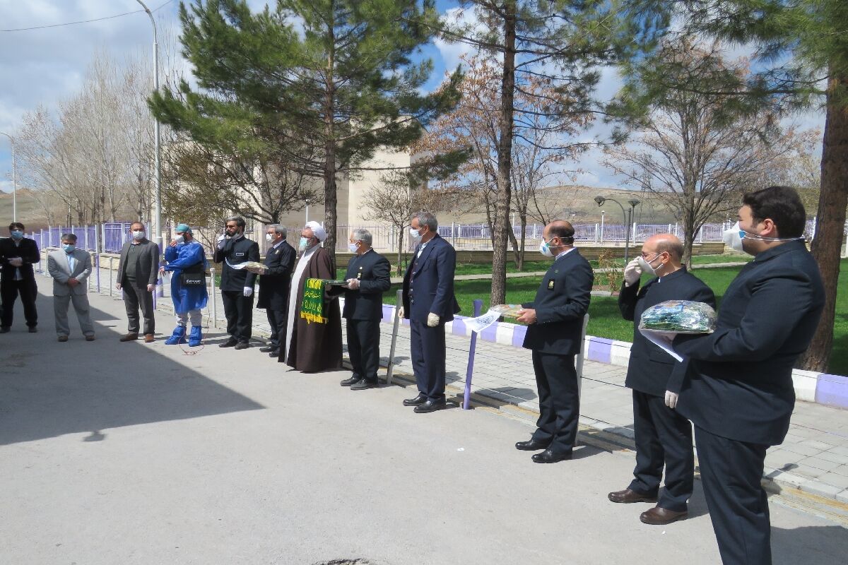 توزیع غذای آستان قدس رضوی در بیمارستان امیرالمومنین (ع) مراغه 3