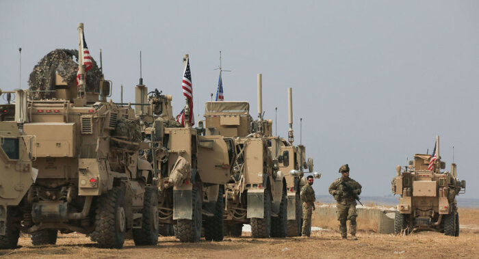یک کاروان نظامی آمریکا از عراق به سوریه منتقل شد