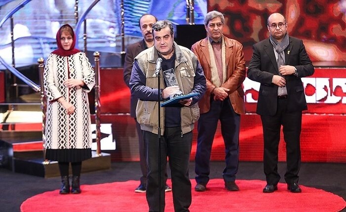 متخصصان، برنامه‌های تلویزیون را نقد کنند 2