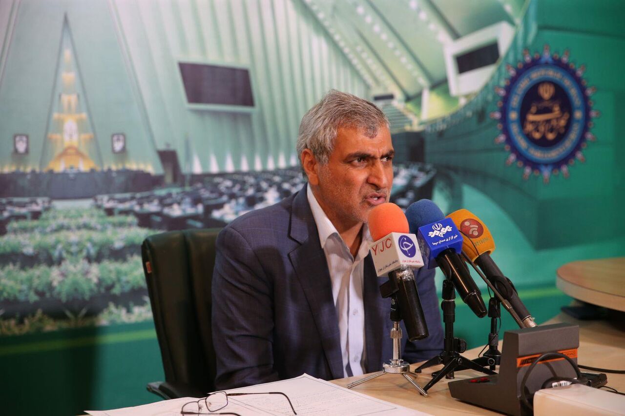 گزارش وزارتخانه‌های صمت، اقتصاد و کشاورزی درباره کرونا ارائه شد