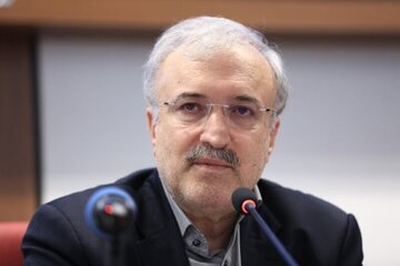 وزیربهداشت در پاسخ به یک اقتصاددان: الگوی مدیریت بیماری کرونا منحصر به ایران است