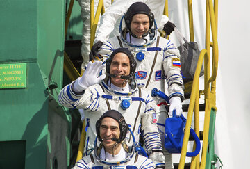 فضاپیمای سایوز با سه فضانورد روز پنجشنبه راهی مدار زمین شد