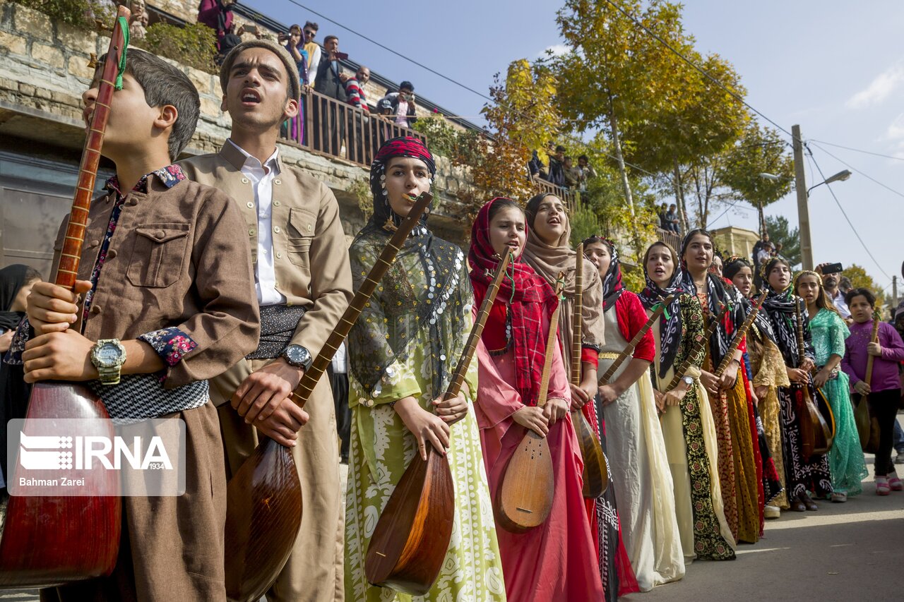 برنامه‌های فرهنگی و هنری استان کرمانشاه در سال ۹۹ اعلام شد