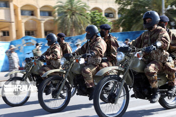 Iran Celebrates National Army Day with the "Parades of Services"