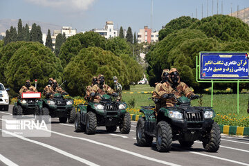 Iran Celebrates National Army Day with the "Parades of Services"