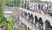 حضور هزاران نفر در یک مراسم تشییع در بنگلادش 