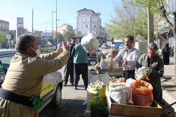 بازار گیاهان خوراکی در مهاباد