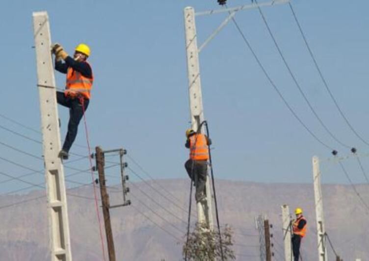 هشت روستای کردستان به شبکه برق وصل می‌شوند