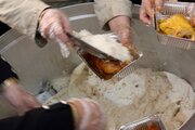 ۱۴ هزار پرس غذای گرم بین نیازمندان در چهارمحال و بختیاری توزیع شد