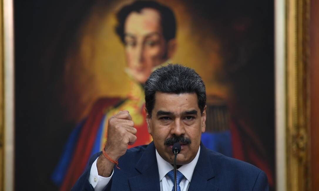 رویترز از گفت وگوی محرمانه مخالفان و متحدان مادورو خبر داد