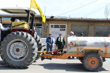 ضدعفونی معابر عمومی تکاب توسط بسیجیان